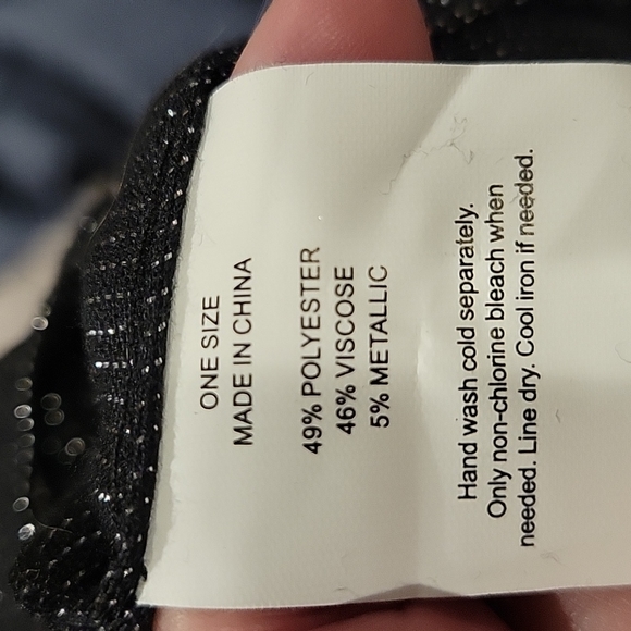 George Infinity Scarf - Picture 3 of 4